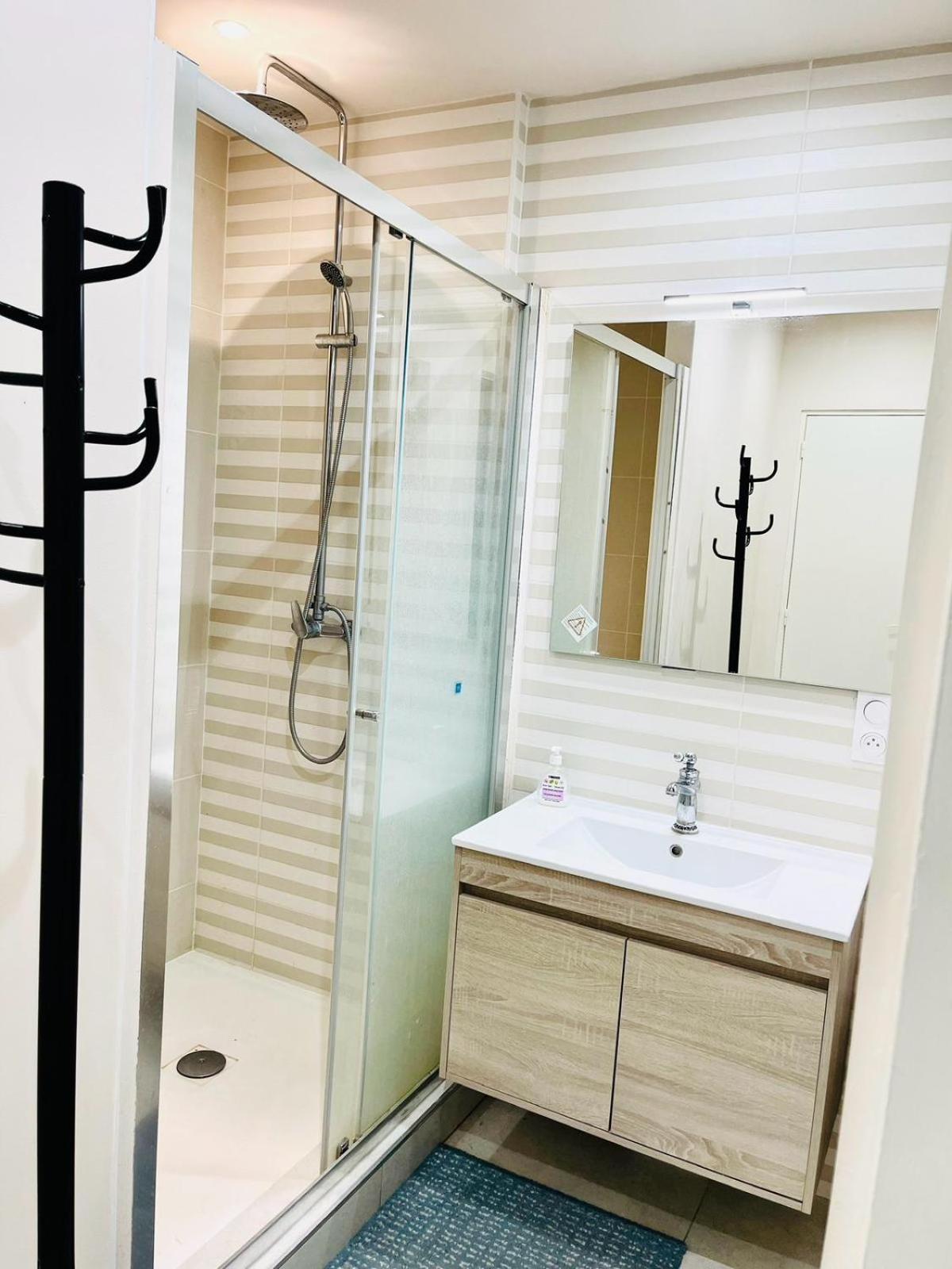 Stylish, Calm And Green Home Stay Saint-Fargeau-Ponthierry Buitenkant foto